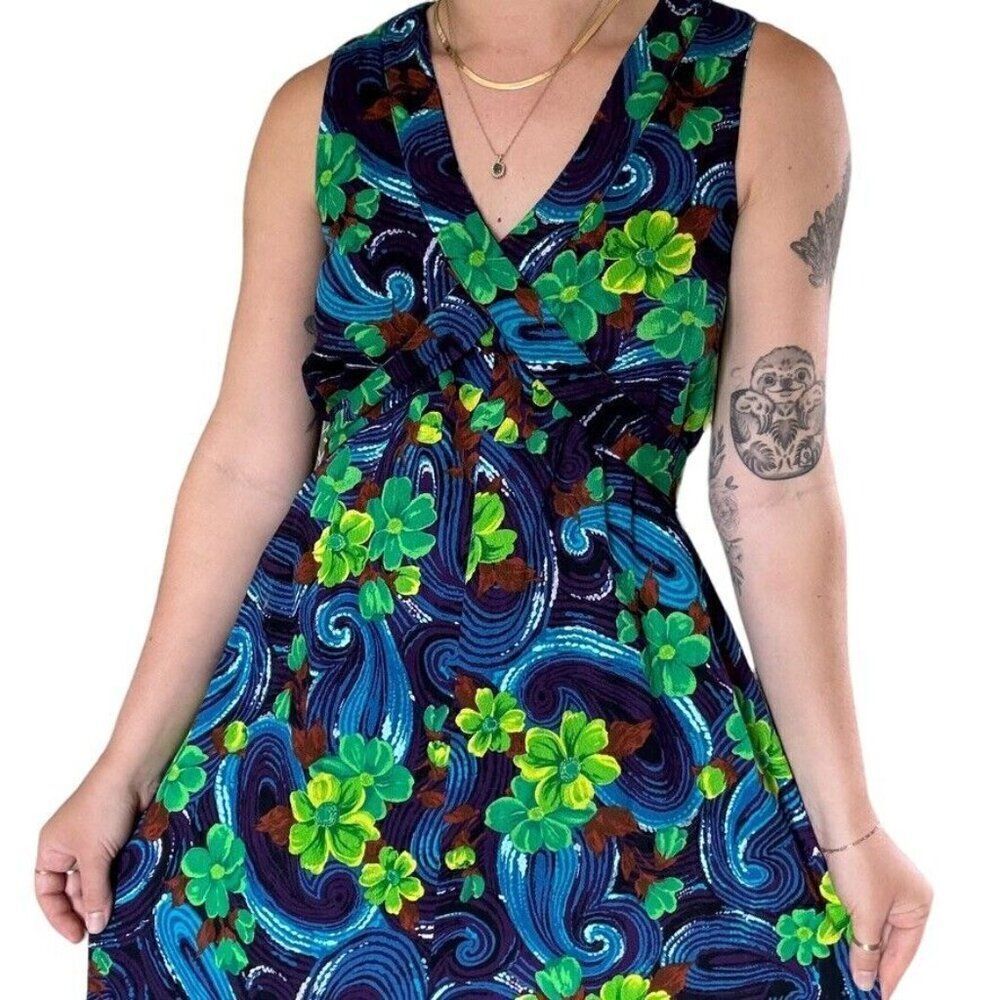 Vintage 1960s Womens Handmade Hawaiian Tropical Retro Psychedelic Maxi Dress